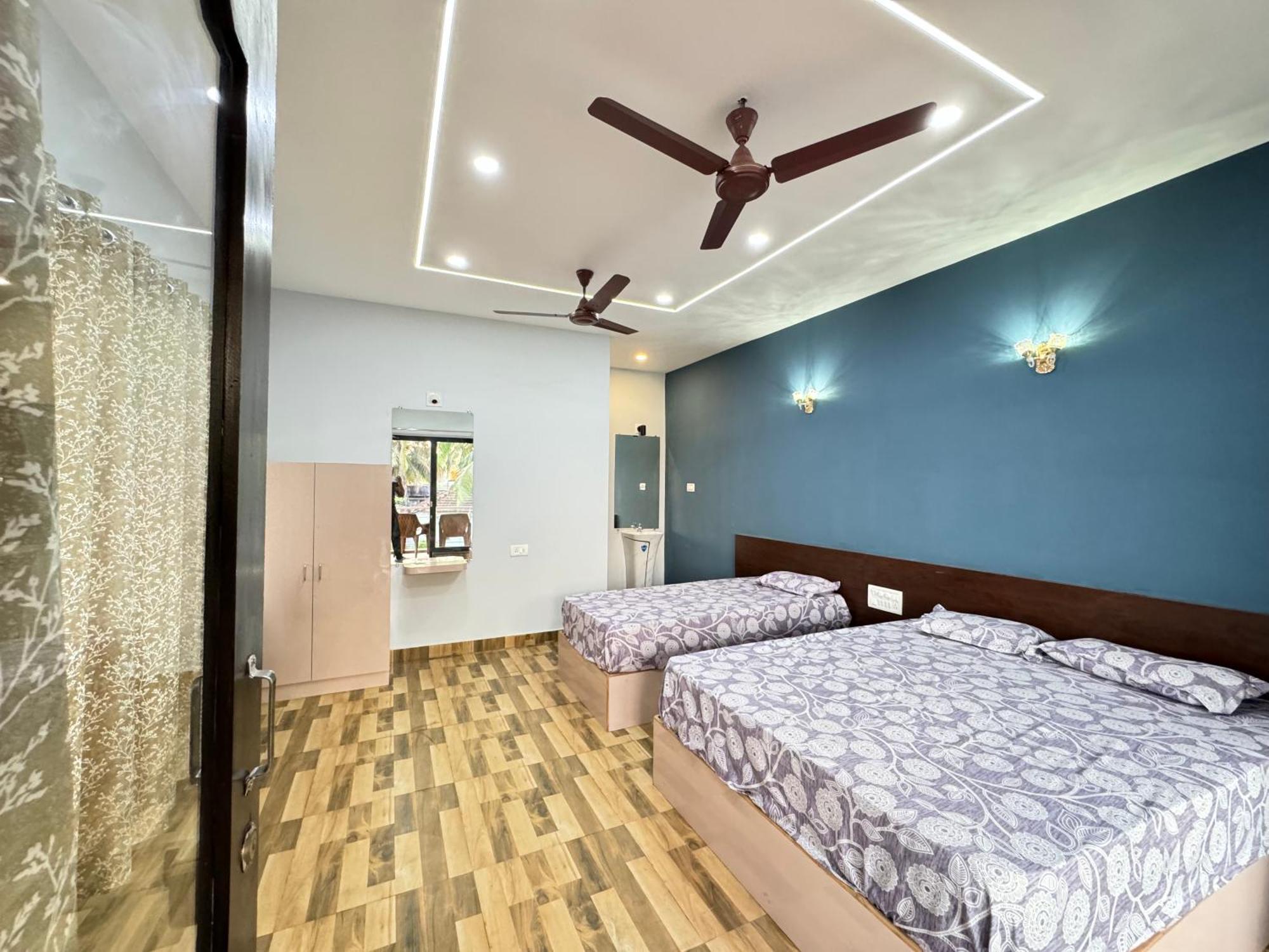 The Glasswater By The Backwater Homestay Kalyānpur المظهر الخارجي الصورة