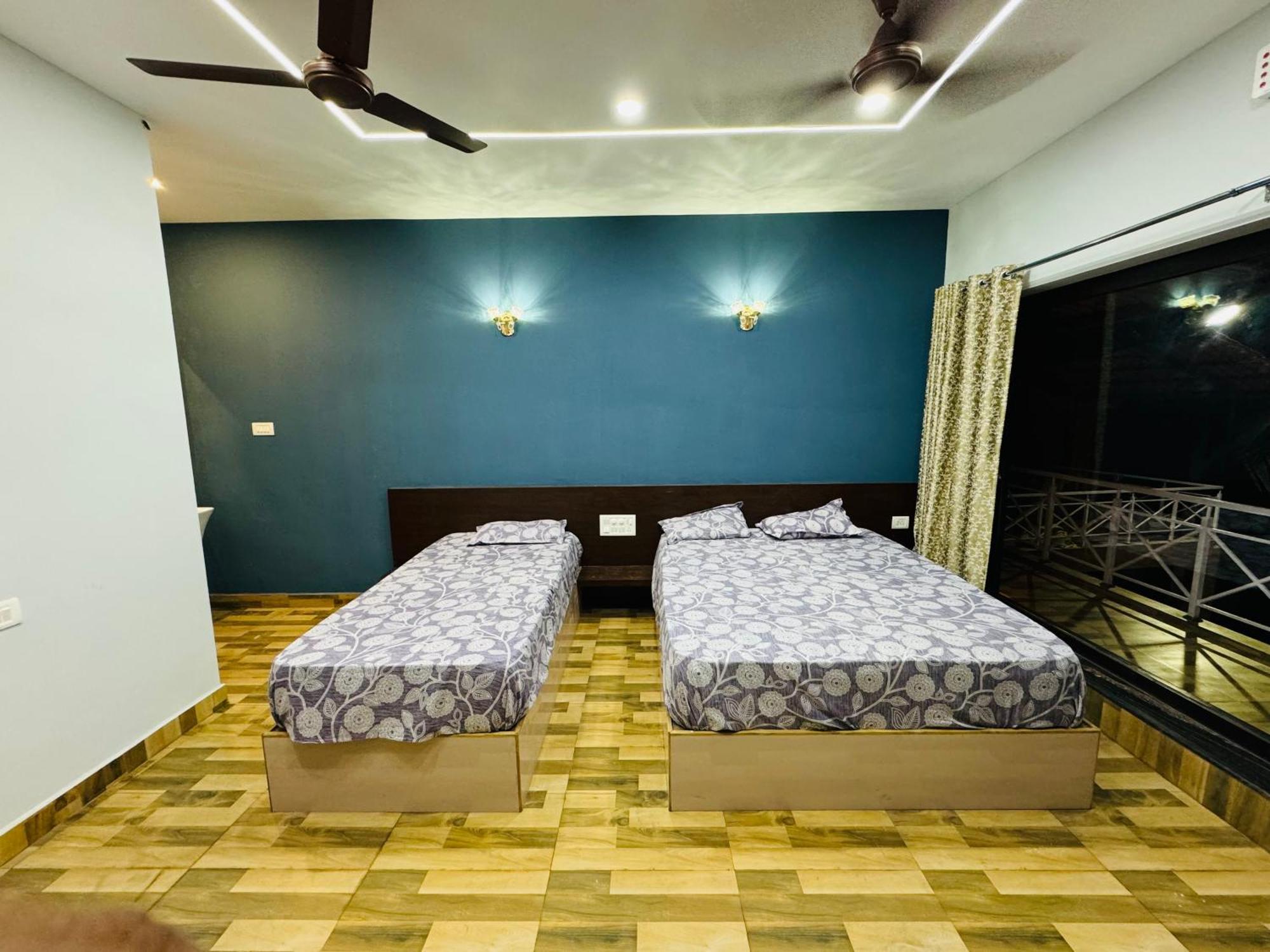 The Glasswater By The Backwater Homestay Kalyānpur المظهر الخارجي الصورة